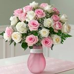 Red and Pink roses Vase Arrangement Online