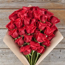 Deliver Flowers Online by Local Florist in Mohali & Panchkula, Sameday  delivery Gift Balloons Cakes.