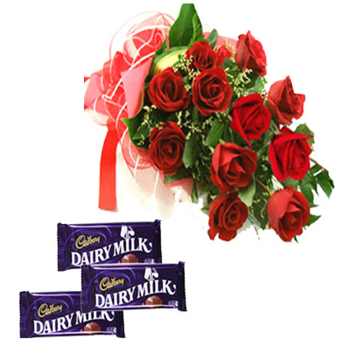 Red Roses With Chocolates