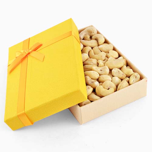 Cashew Gift Box