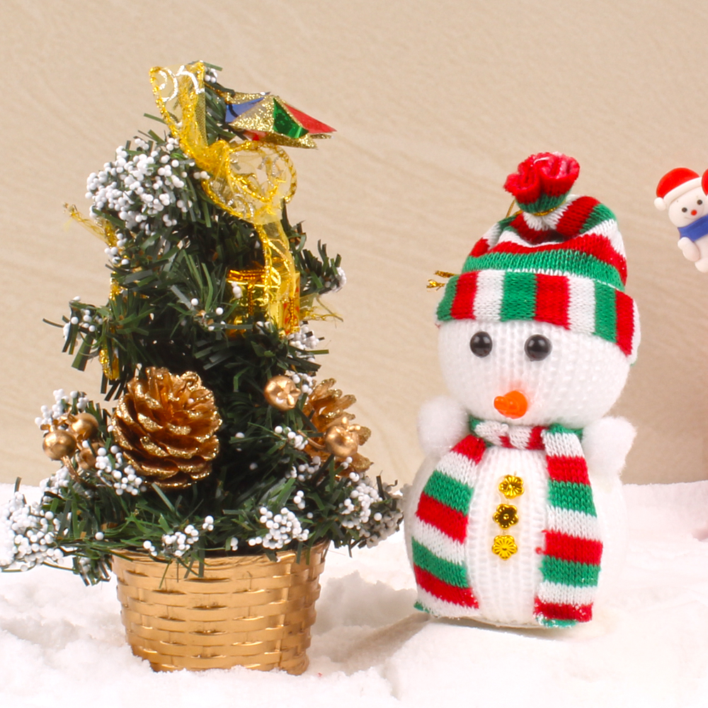 Send Christmas Tree and Snowman Online