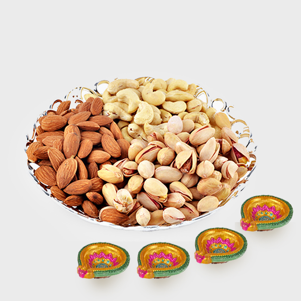 Assorted Dryfruits with 4 Diwali Diya