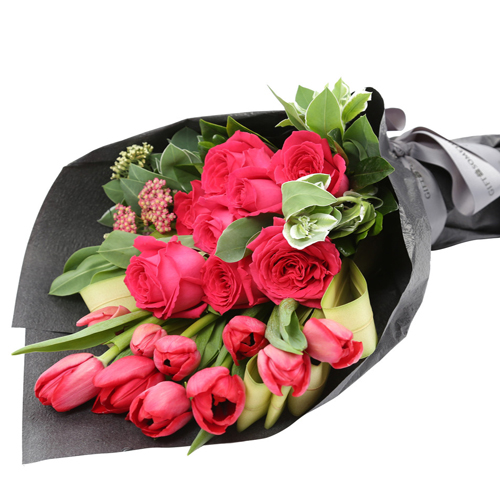 Ravishing Red Roses Bouquet