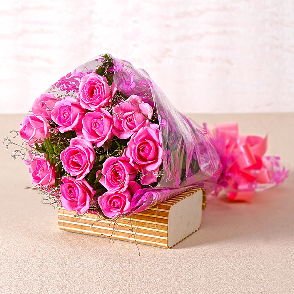 Bunch of Twelve Pink Roses