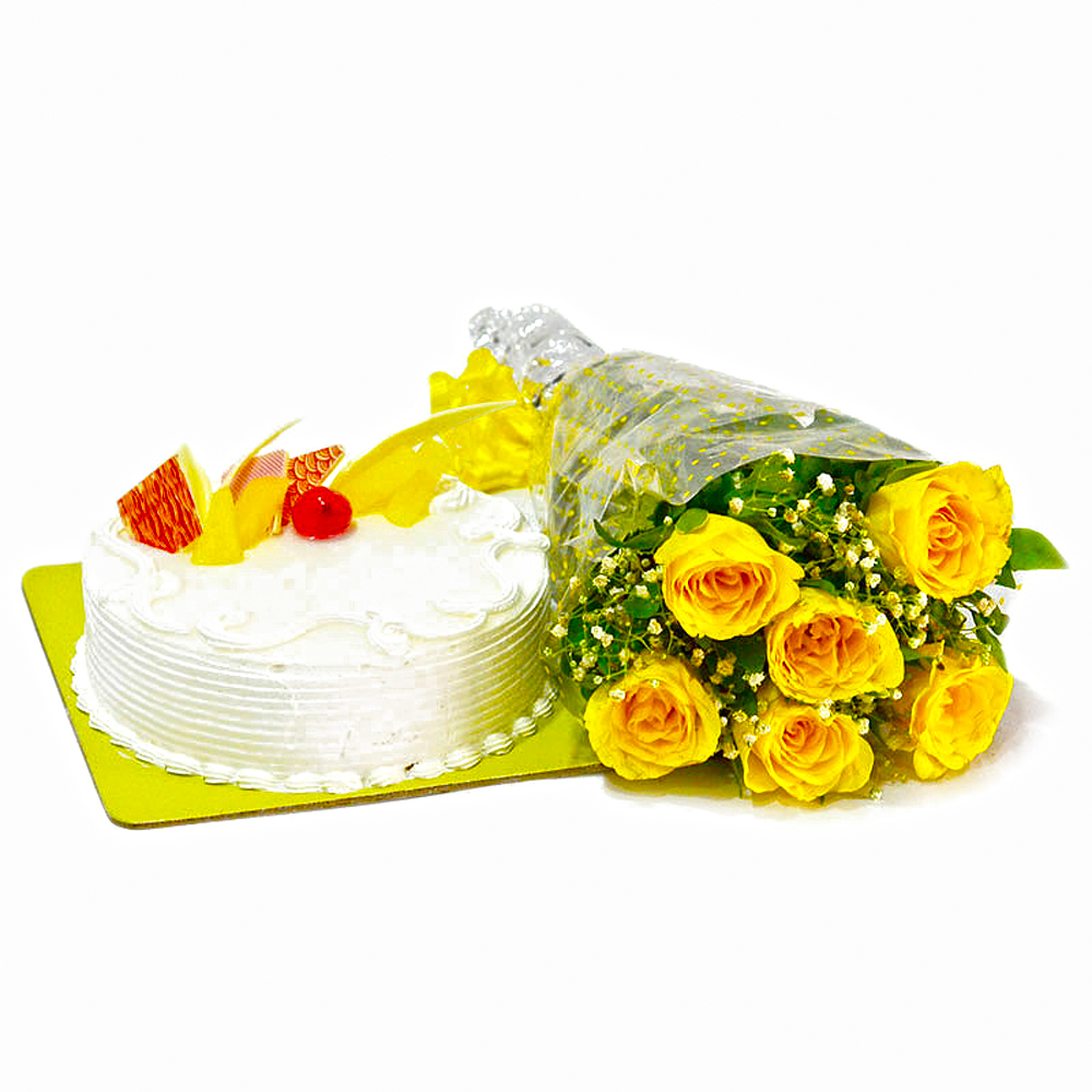 Pineapple Cake with Yellow Roses Bunch