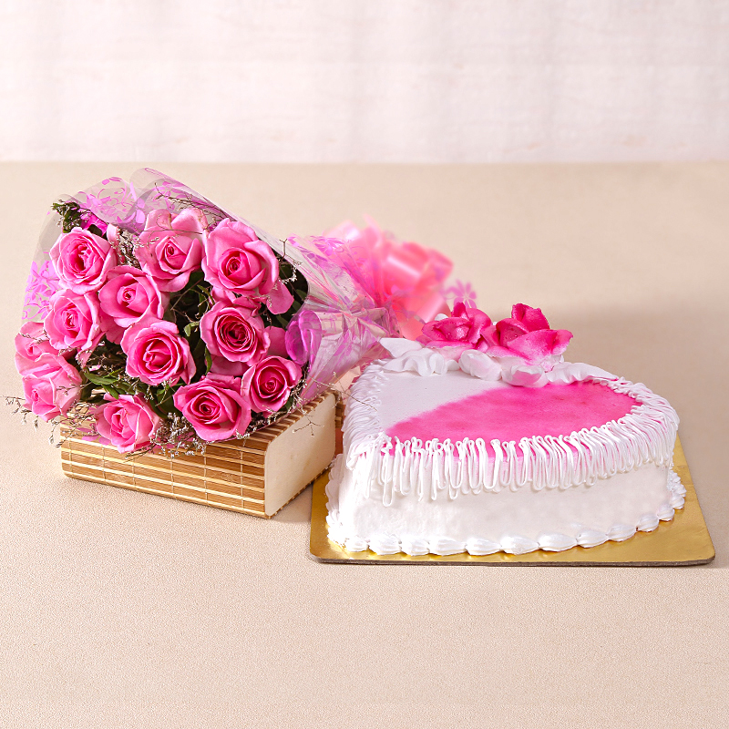 Love Heartshape Strawberry Cake with Pink Roses Bouquet