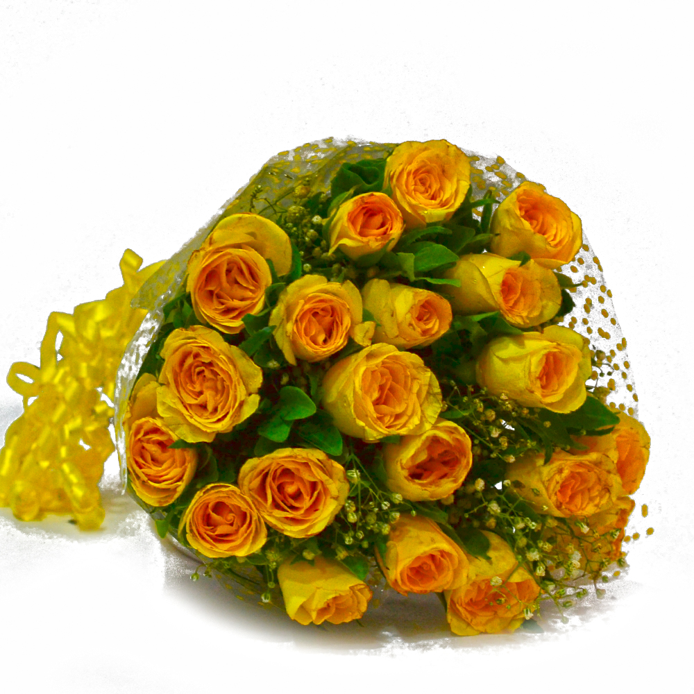 Fresh 25 Yellow Roses Hand Bunch