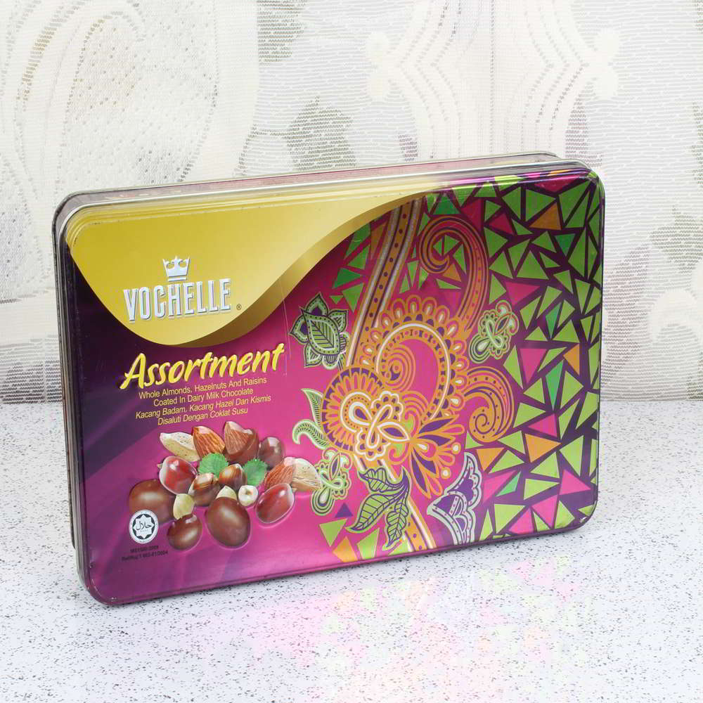 Assortment Chocolate Box with Pair of Rakhis
