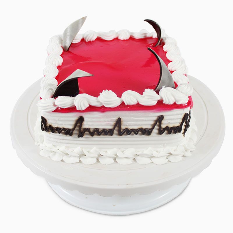 Square Fresh Cream Strawberry Cake