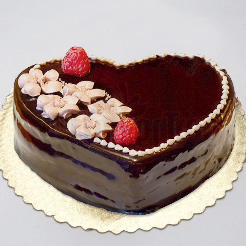 Paleo Heart Shape Fresh Cream Cake