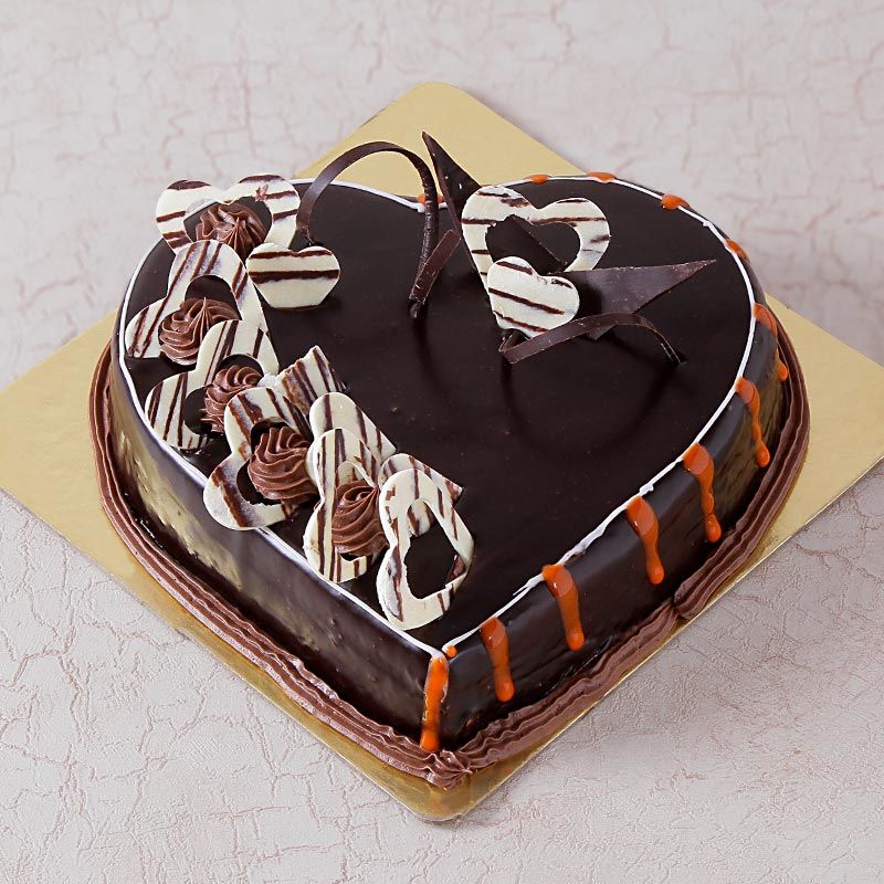 Eggless Heart Shaped Chocolate Truffle Cake