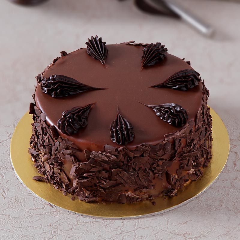 Eggless Chocó Chips Bite Cake