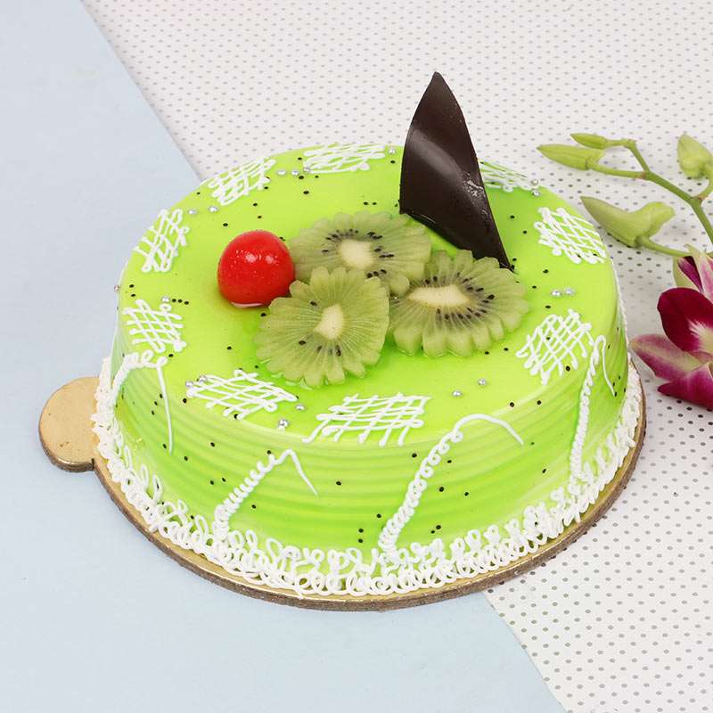 Kiwi Vanilla Cake