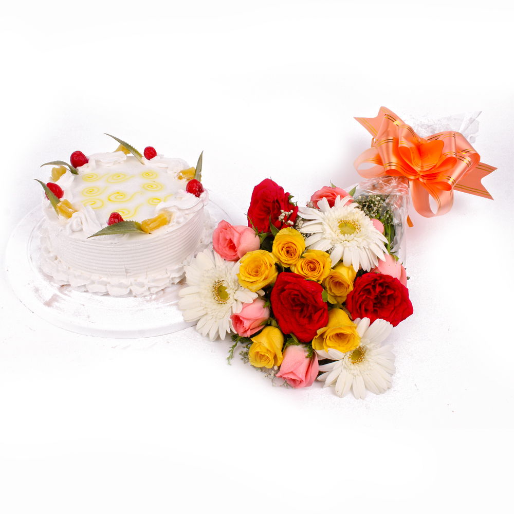 Pineapple Cake and Twenty Mix Flowers Bouquet