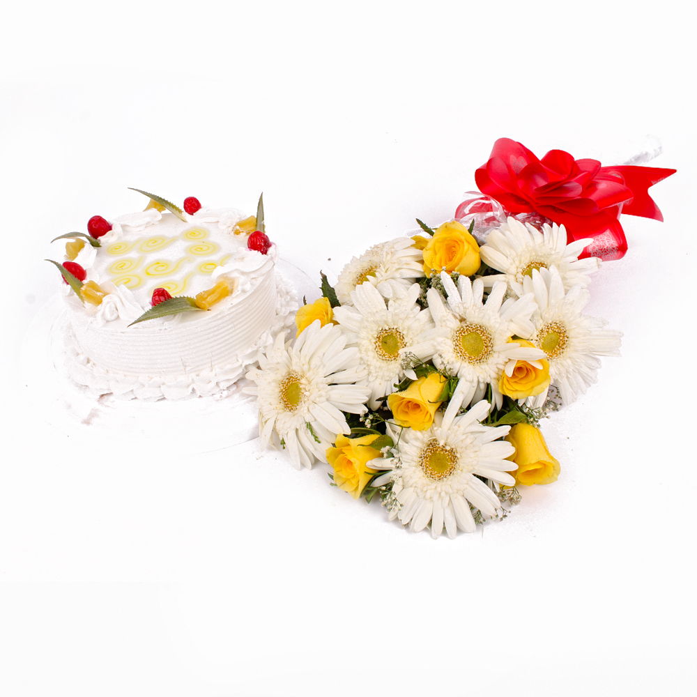 Pineapple Cake Treat with Refreshing Bouquet