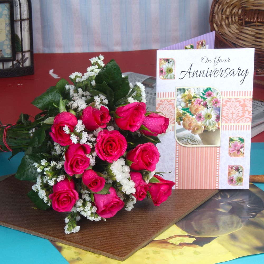 Anniversary Fresh Red Roses Hand Bunch with Greeting Card