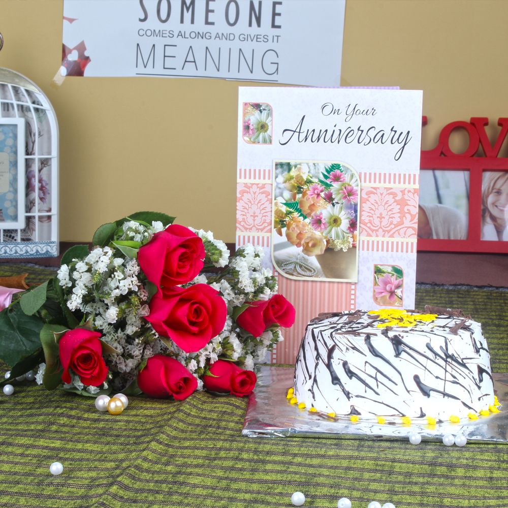 Six Red Roses with Eggless Cake and Anniversary Greeting Card