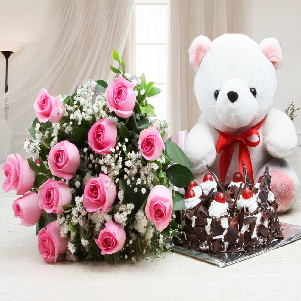 Alluring Combo of Teddy Bear with Cake and Roses Bouquet