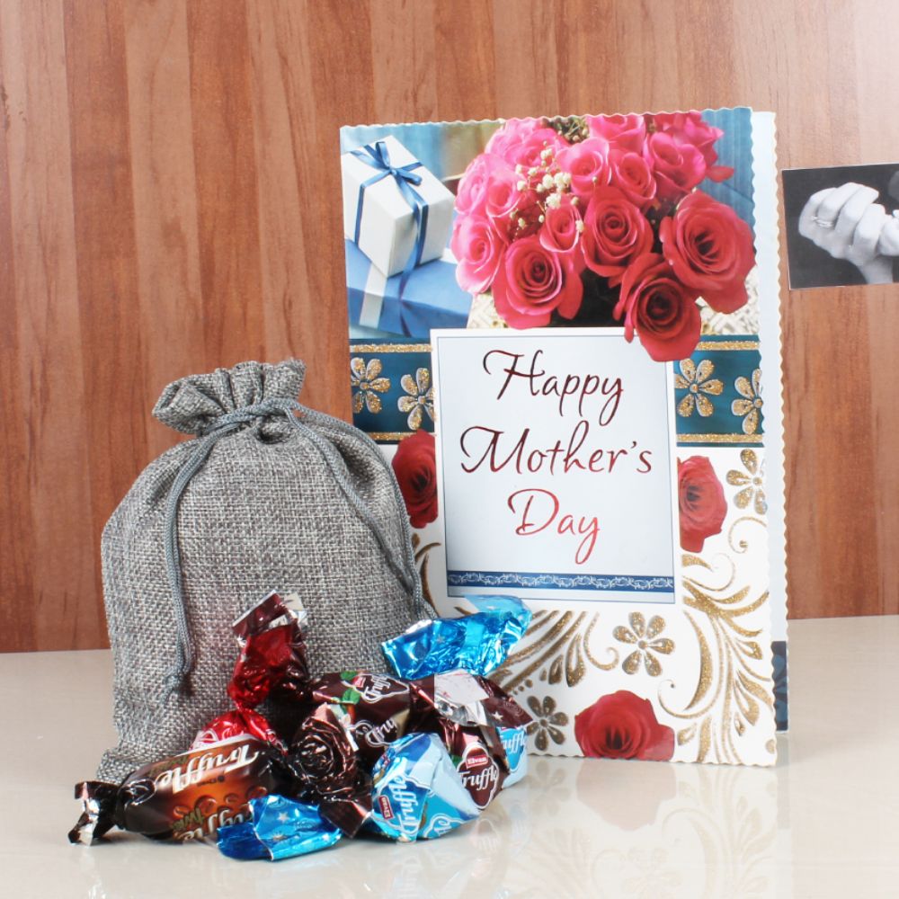 Precious Combo of Chocolate and Card for Mummy