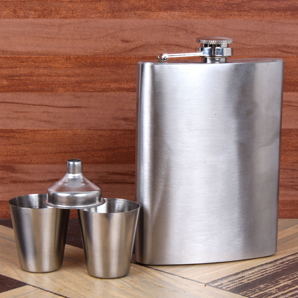 Liquor Silver Hip Flask Gift Set