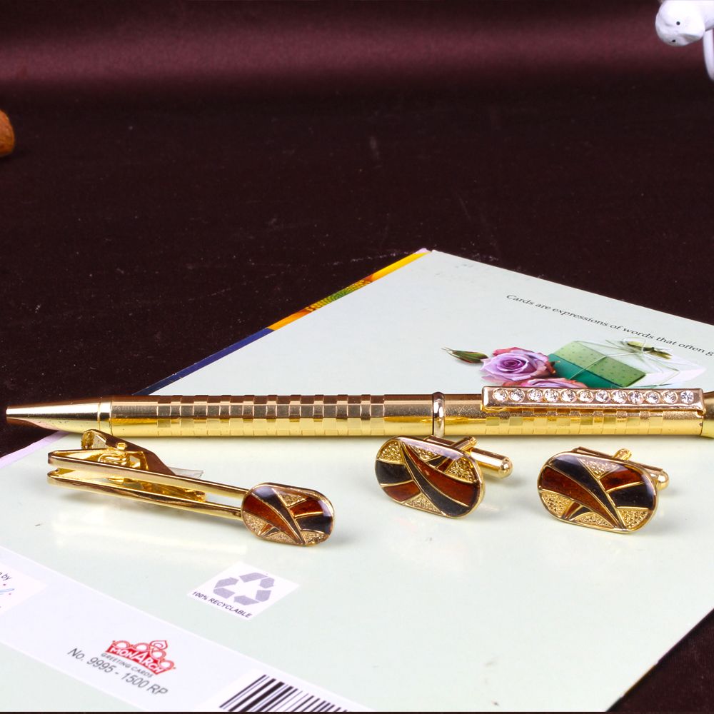 Capsule Shape Cufflinks and Tie Pin with Golden Pen