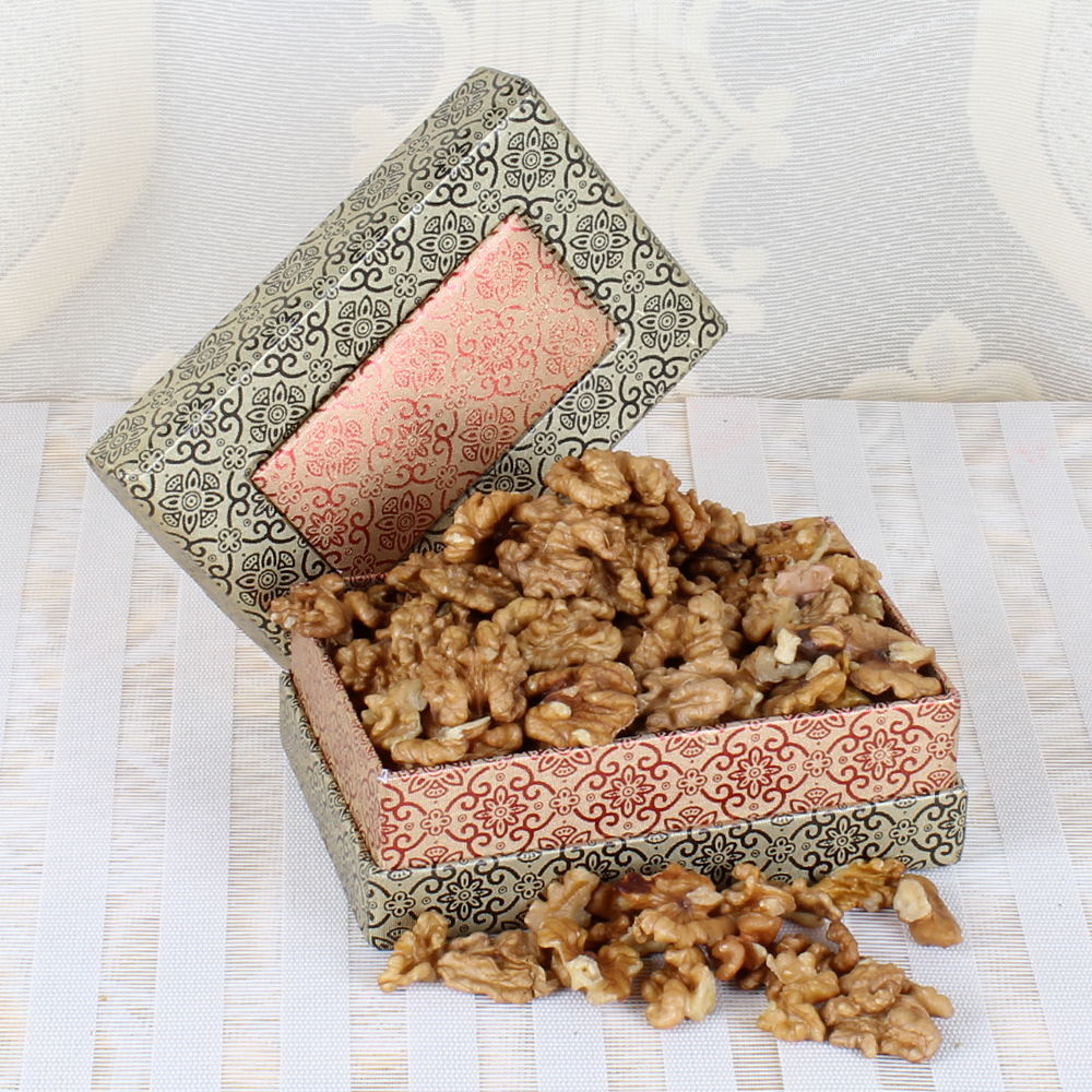 Walnut Dry Fruit Box