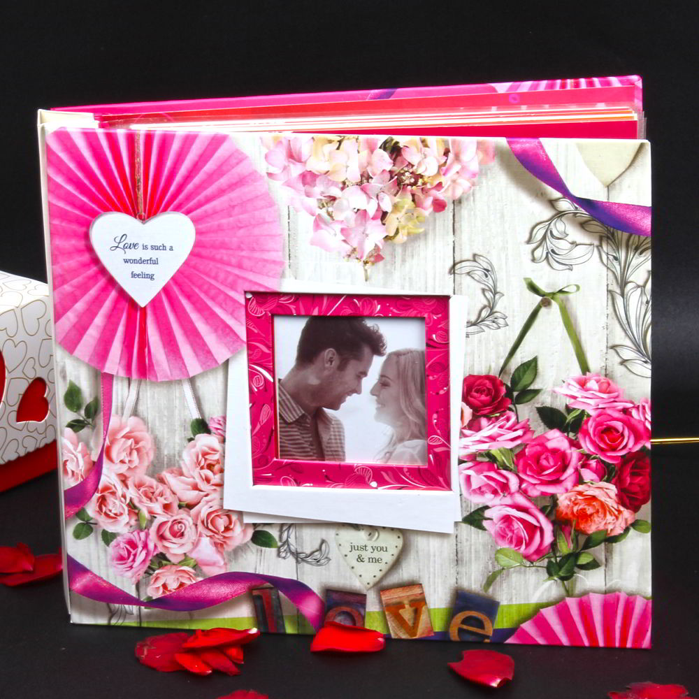 Love Souvenir Photo Album