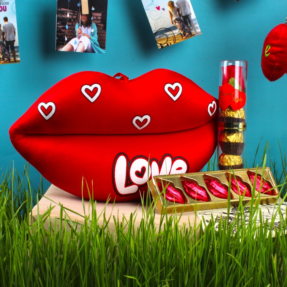 Love Toy with Lip Shaped Chocolate and Royle Chocolate in Combo