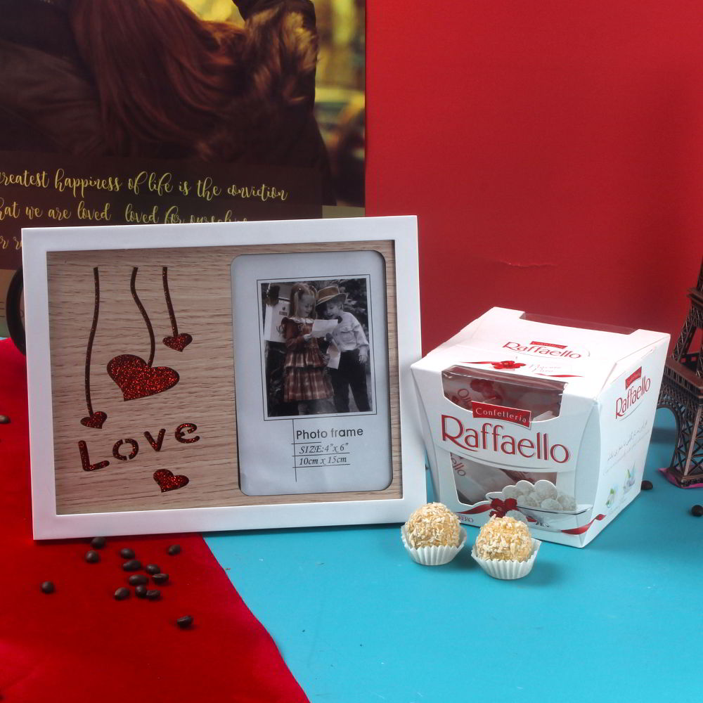 Raffaello Chocolate and Sparkling Love with Hearts Photo Frame Combo