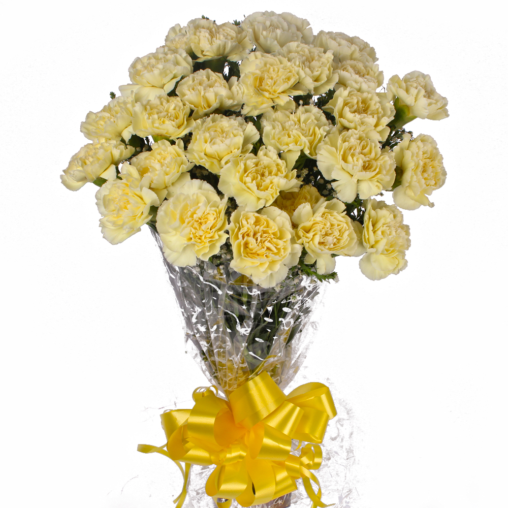 Bouquet of 23 Yellow Carnations with Cellophane Packing