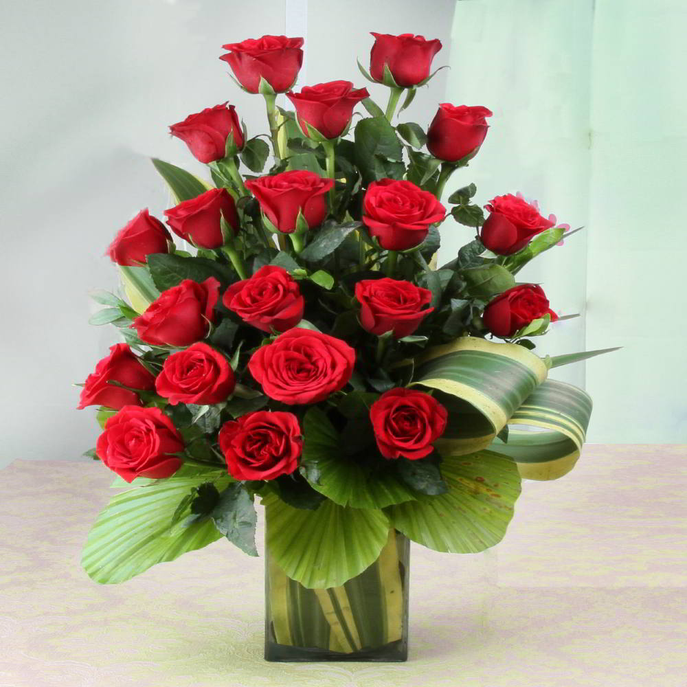 Ravishing Twenty Red Roses in Glass Vase