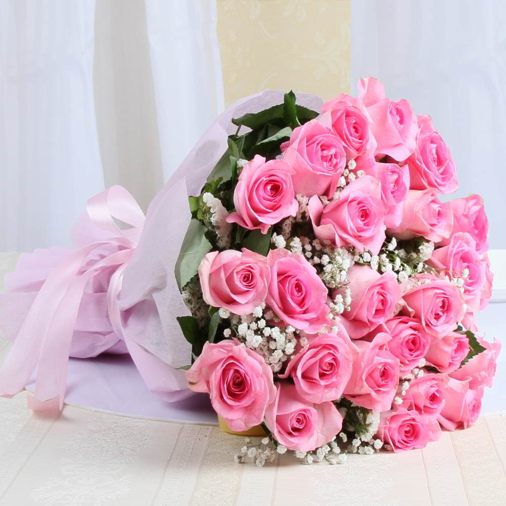 Alluring Pink Roses Bouquet Online
