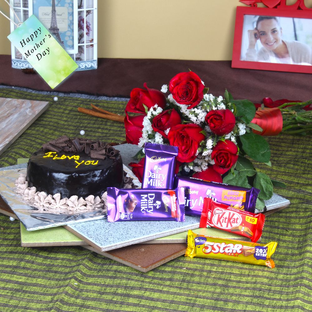 Sweet Gift Hamper For Sweety Mom