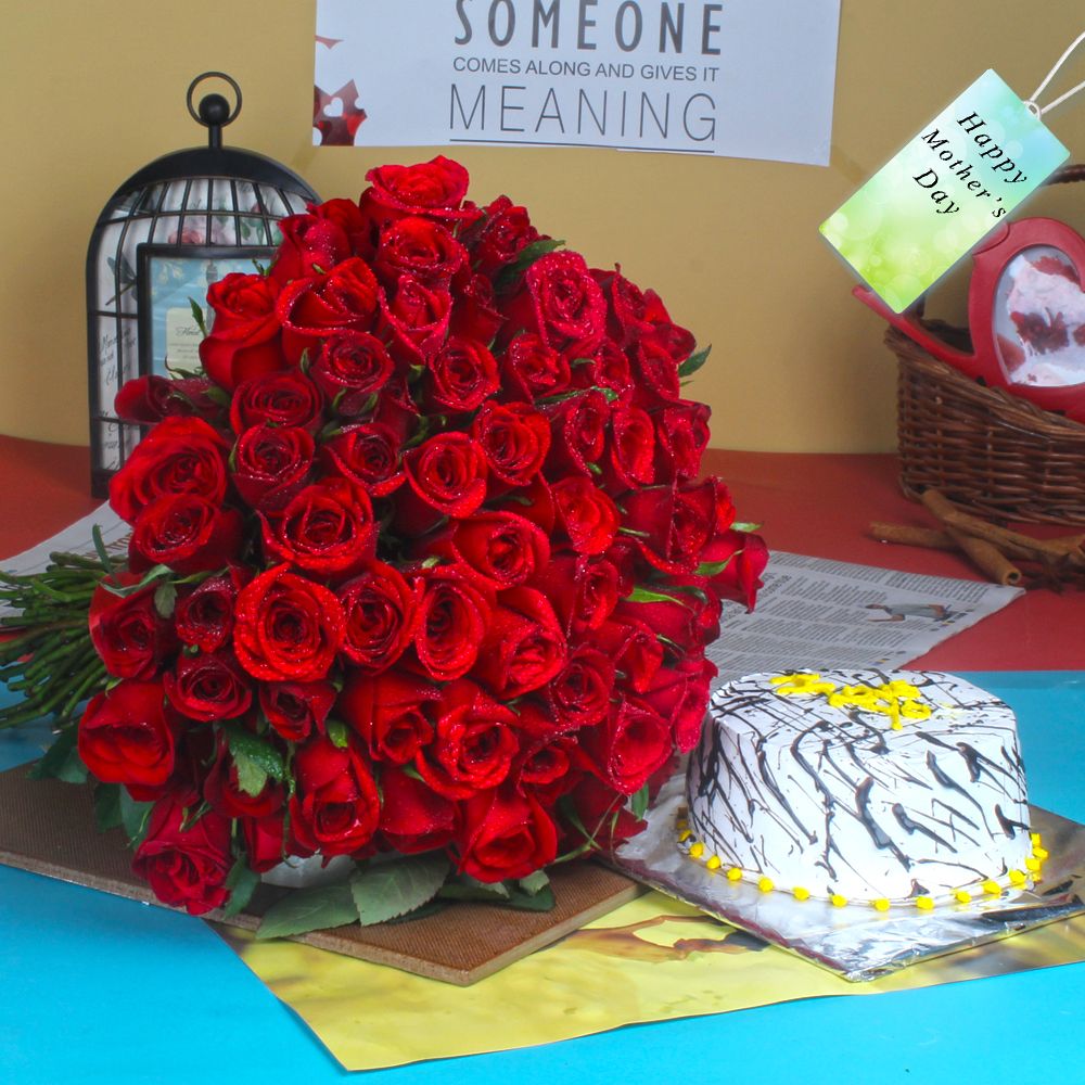 Vanilla Cake with Red Roses Bouquet