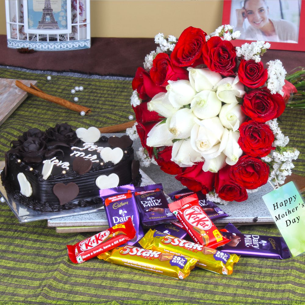 Roses Bouquet with Assorted Chocolate and Cake For Mom