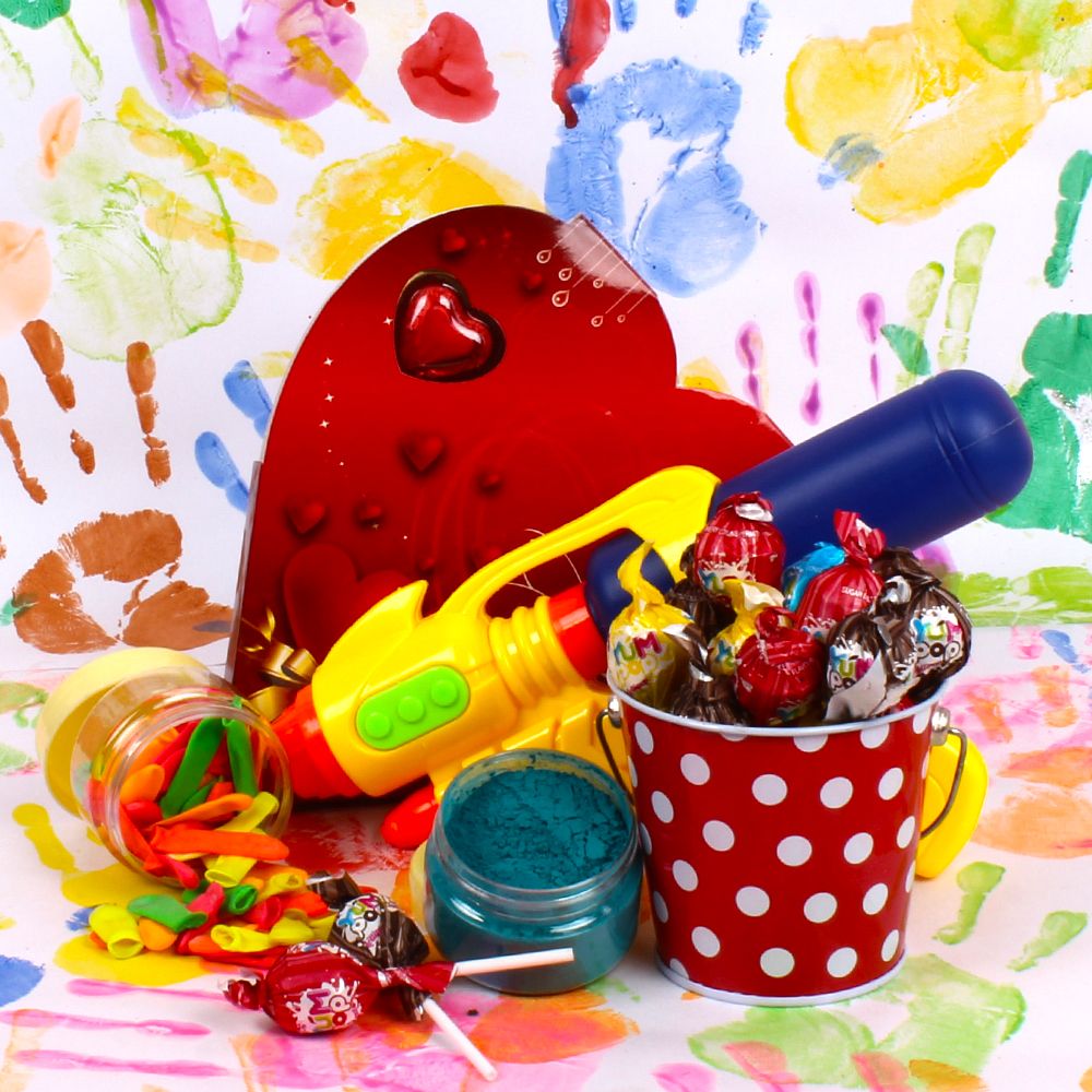 Lollipop Bucket Hamper for Holi