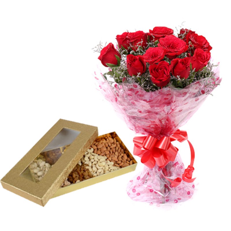 Assorted Dryfruit Box With Roses Bunch