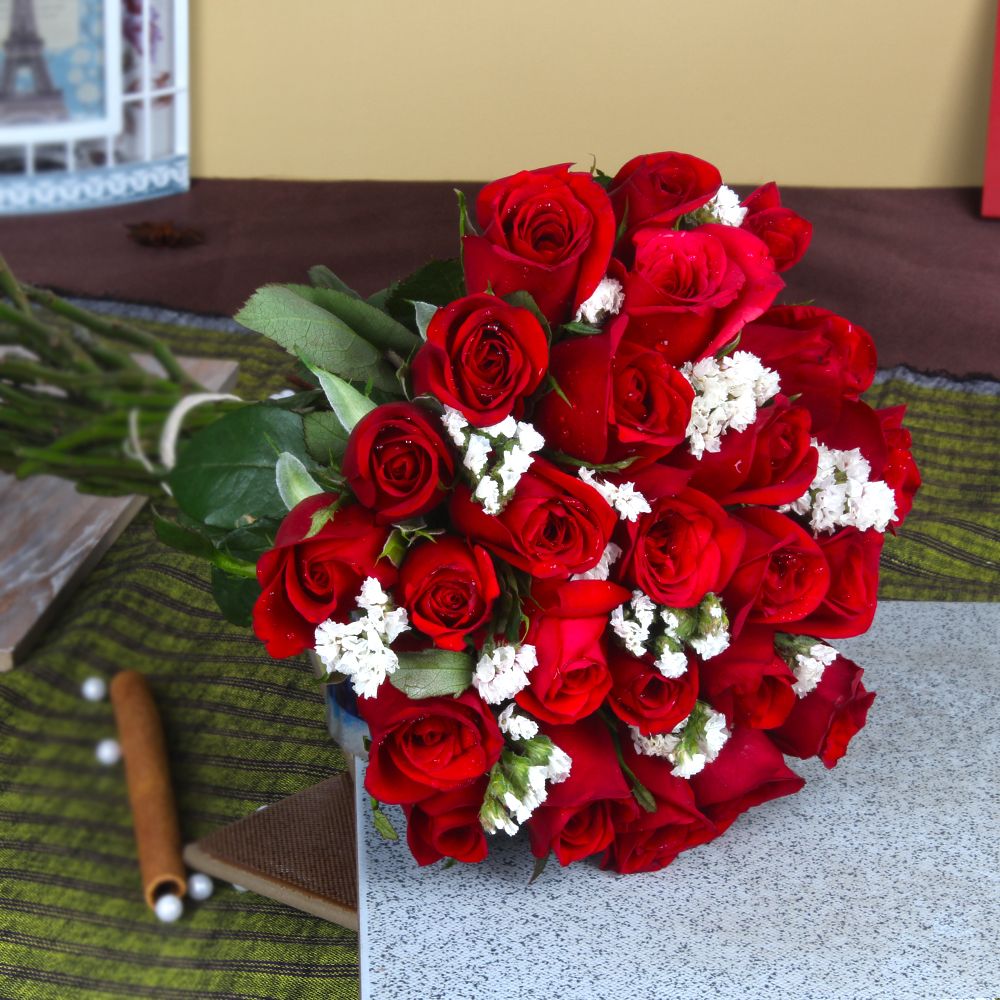 Bouquet of Fresh 25 Red Roses