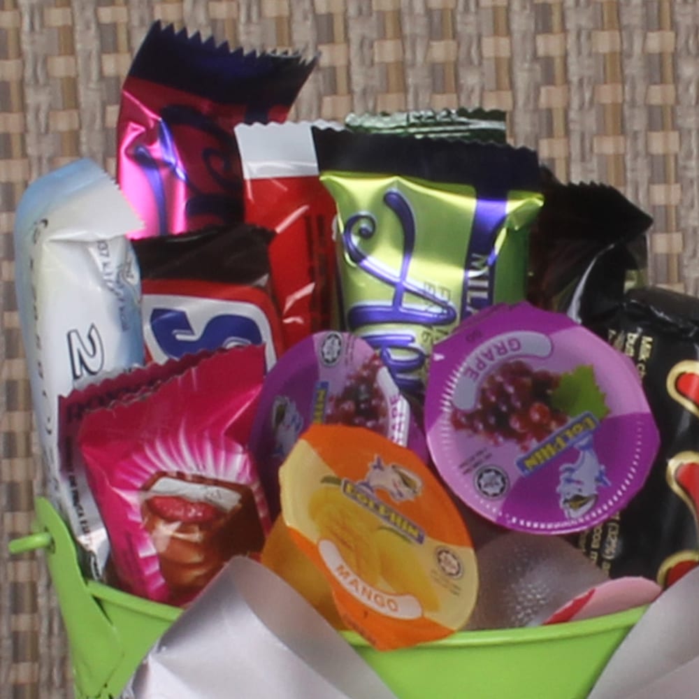 Rakhi Gift Basket of Mix Fruit Jelly Chocolates