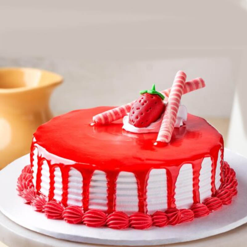 Half Kg Strawberry Crush Cake 