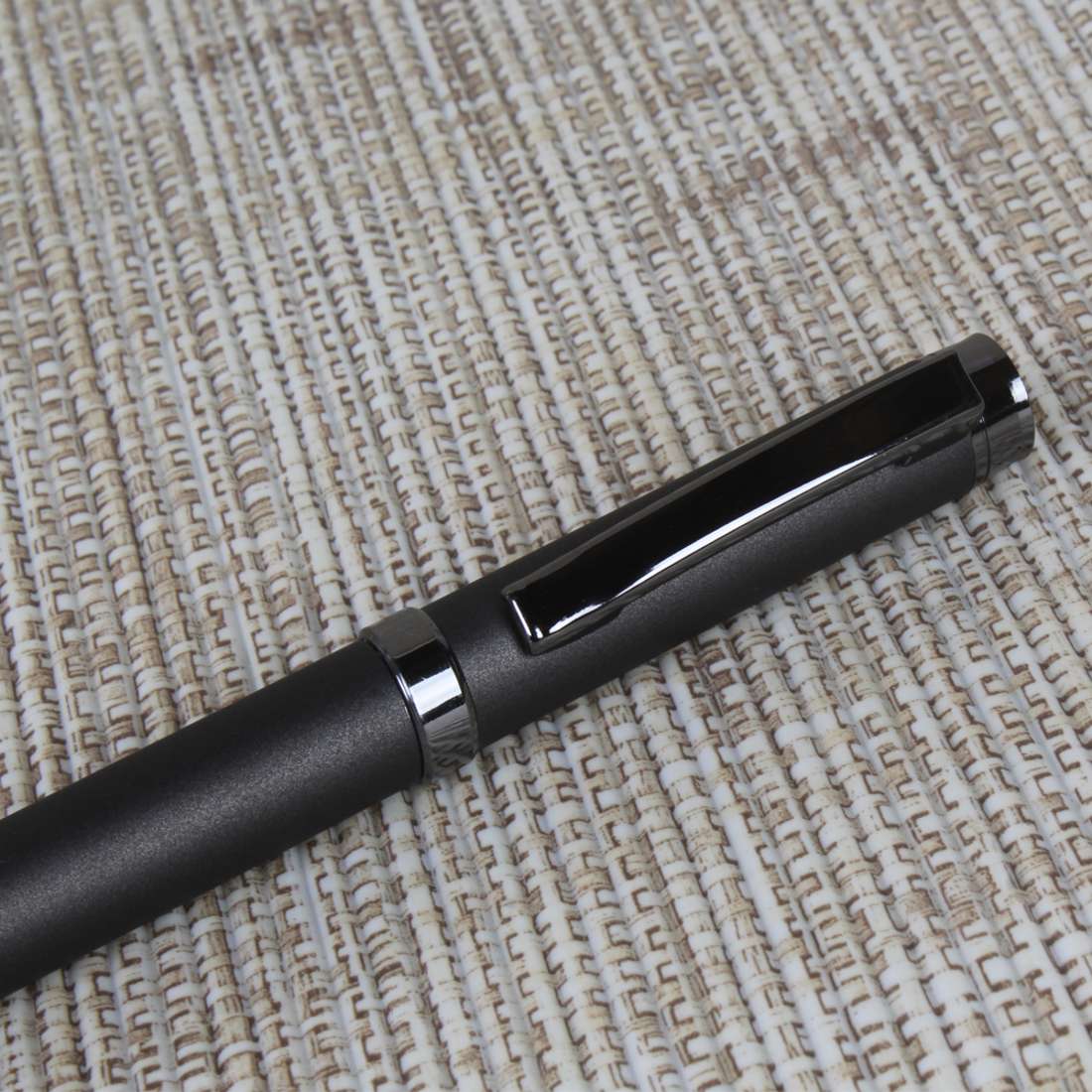 Dark Grey Matte Finish pen