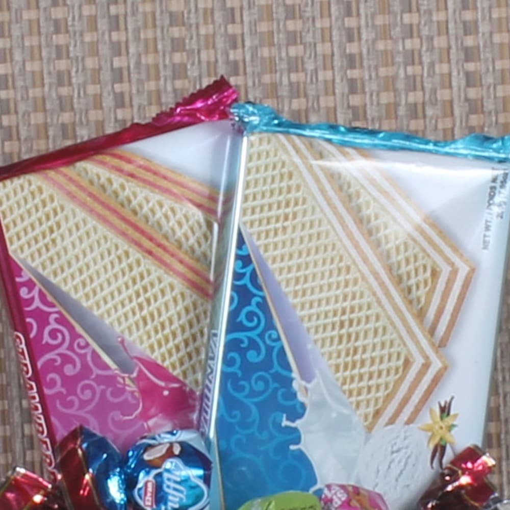 Gift Bucket of Wafers Biscuit and Truffle Chocolates 