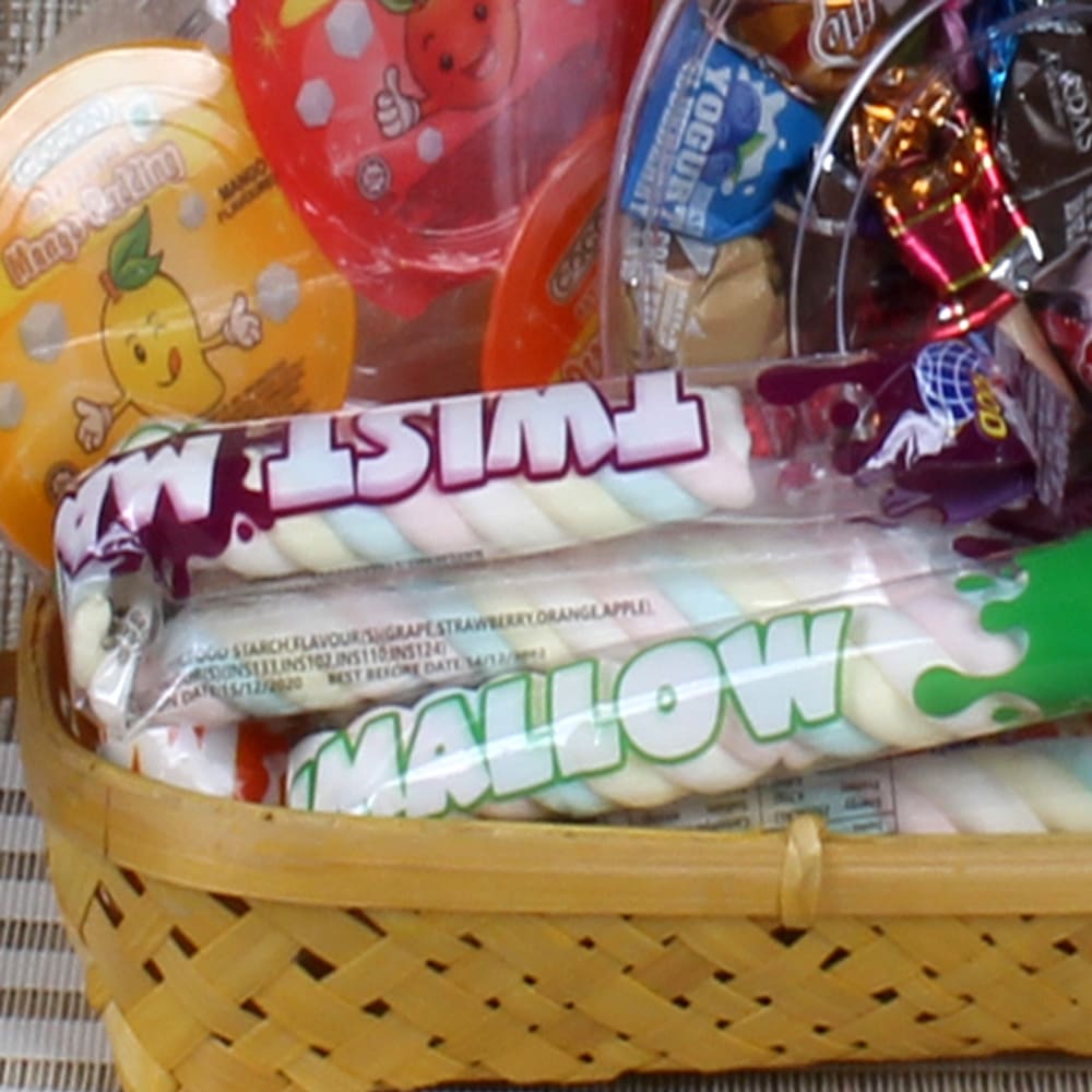 Gift Basket of fruit Pudding Marshmellow Truffle Chocolates