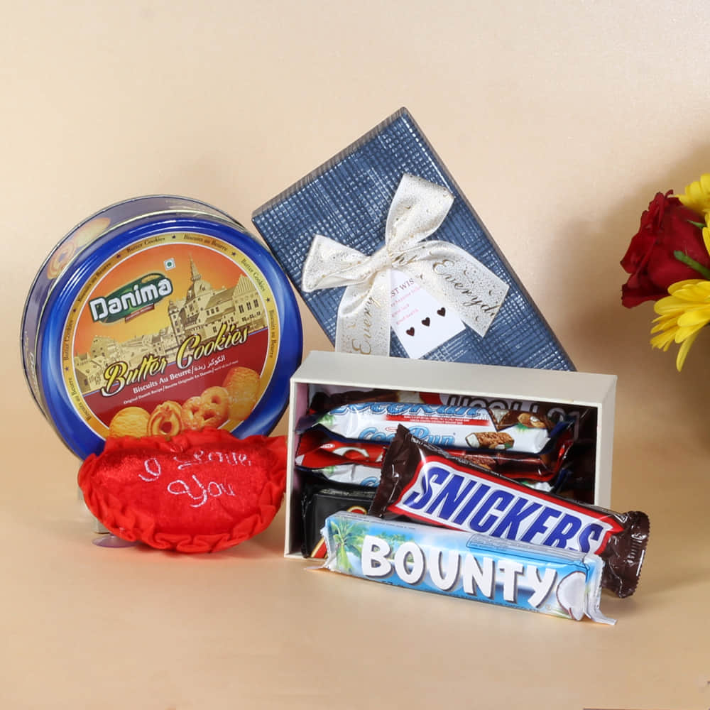 Imported Chocolates and Cookies Love Gifts