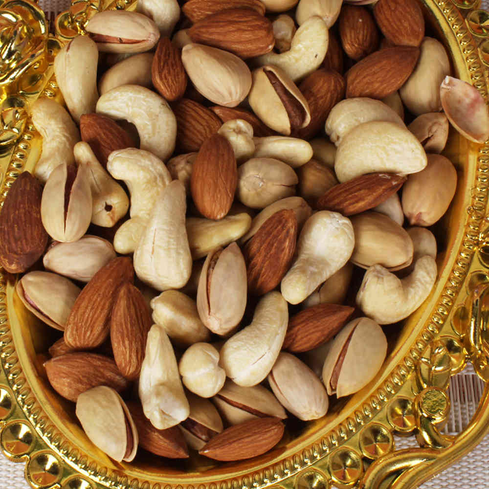 Ferrero Rocher and Dryfruit hamper for diwali