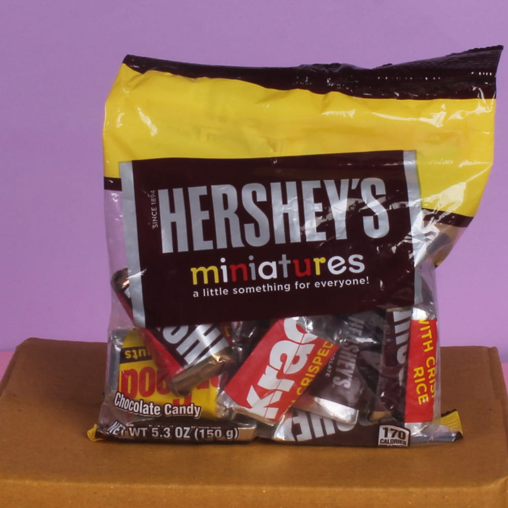 Diwali Gifts of Hersheys Chocolates with Choco Dates