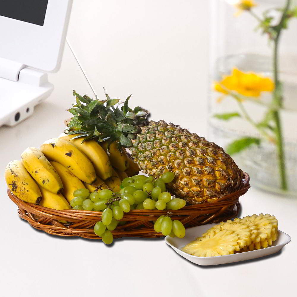 Assorted Fresh Fruits Basket for Mom