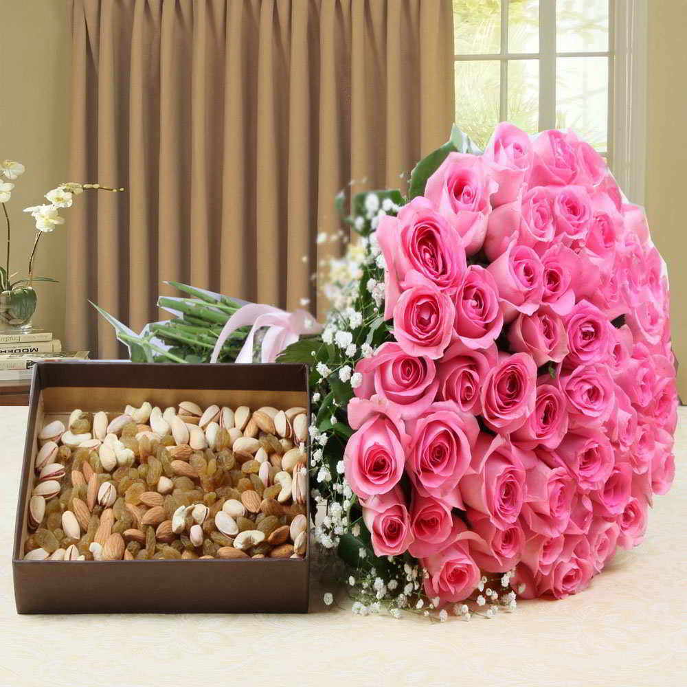 Hand Bouquet Pink Roses with Assorted Dry Fruits for Mother