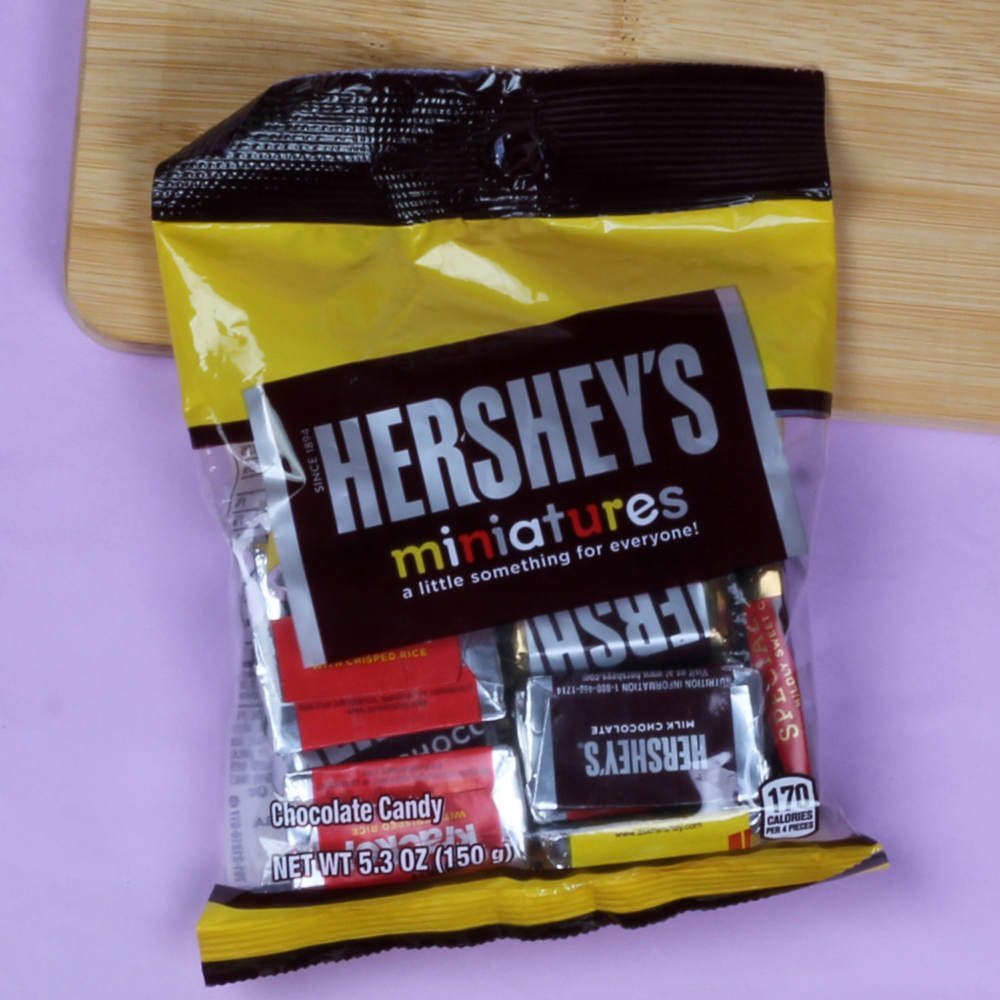 Hershey's Miniatures Chocolates Pack Rakhi Gift Combo