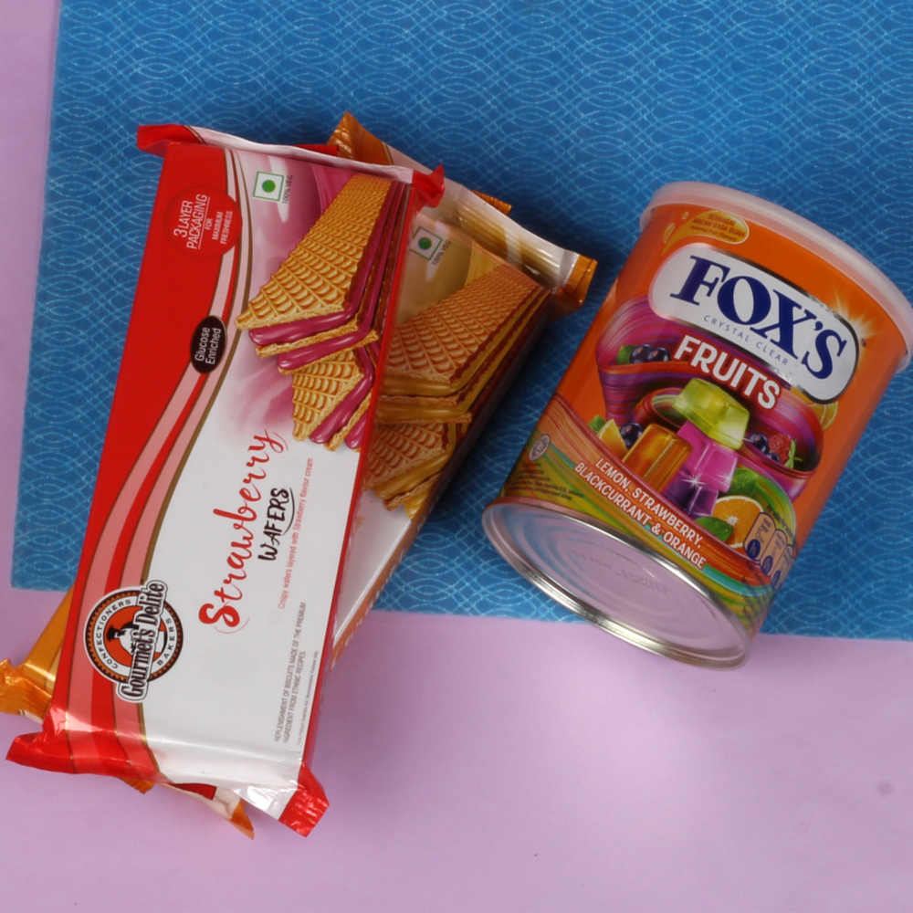 Fox Fruits Chocolate and Wafer Biscuits Gift Combo